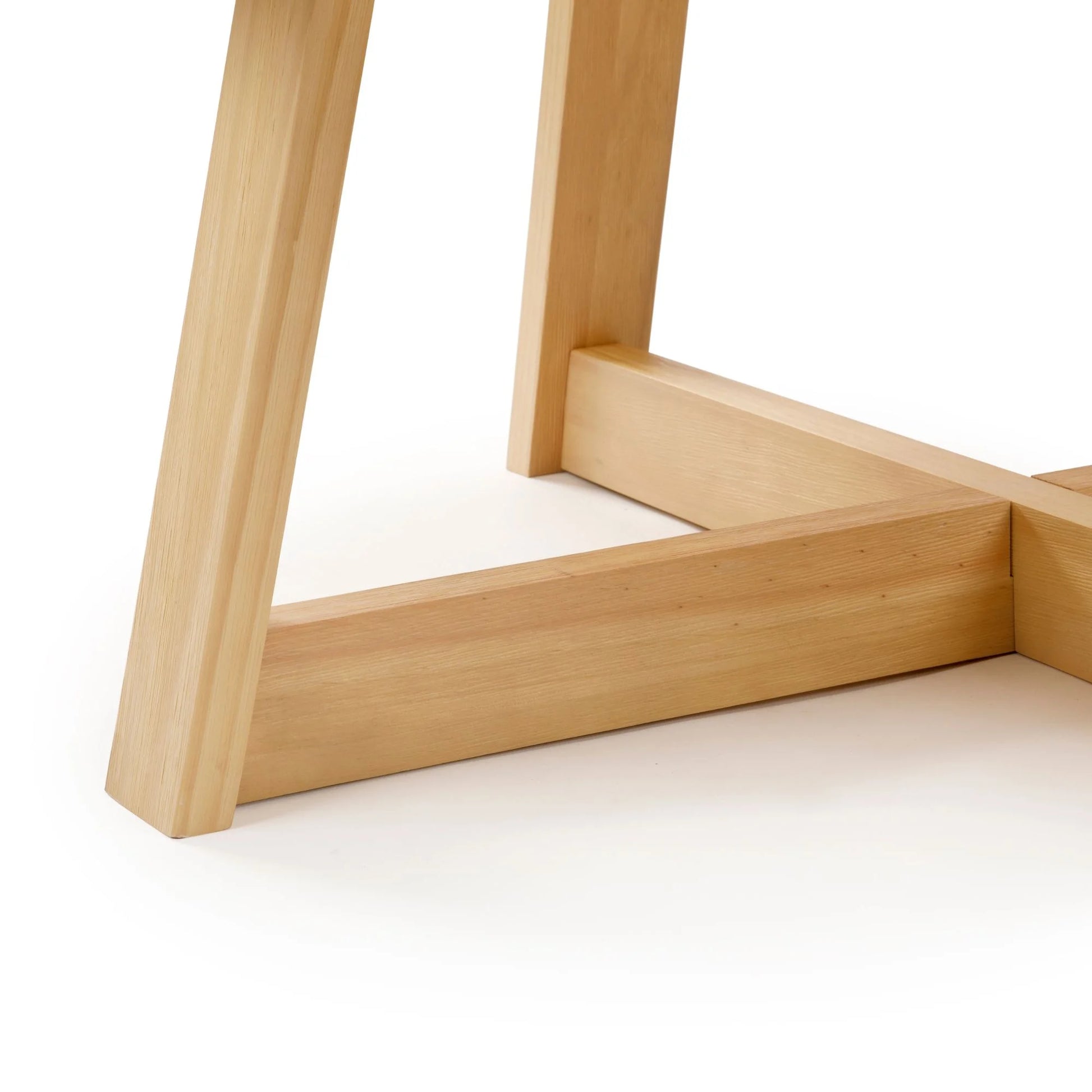 Classic Solid Wood round Coffee Table, 36" Farmhouse Table for Living Room